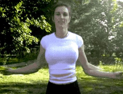 geile titten gifs|Relevance Titten Gifs